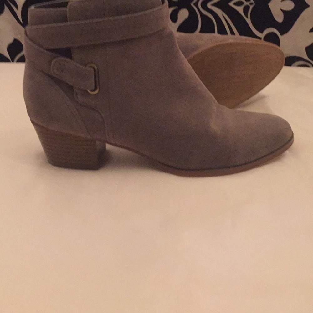 Gianni Bernini booties
